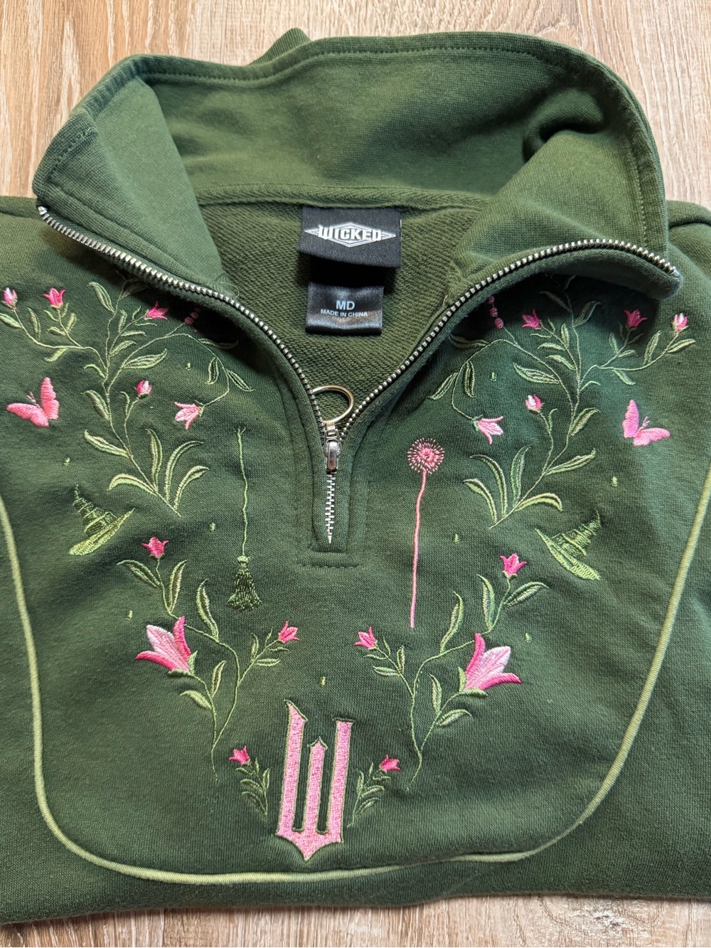 Wicked BoxLunch Exclusive Embroidered Floral Quarter Zip Pullover